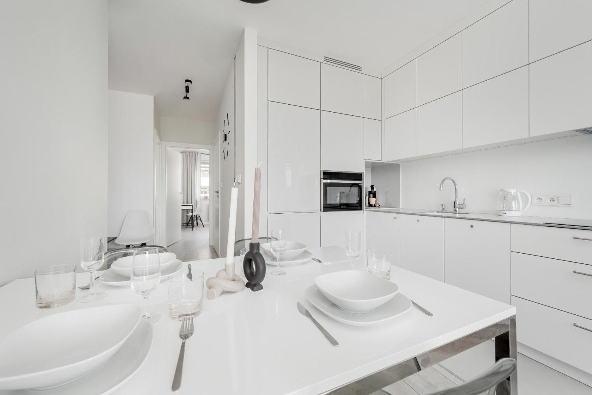 Miedziana Bright Apartment With Balcony And Parking Wroclaw By Noclegi Renters Exterior foto